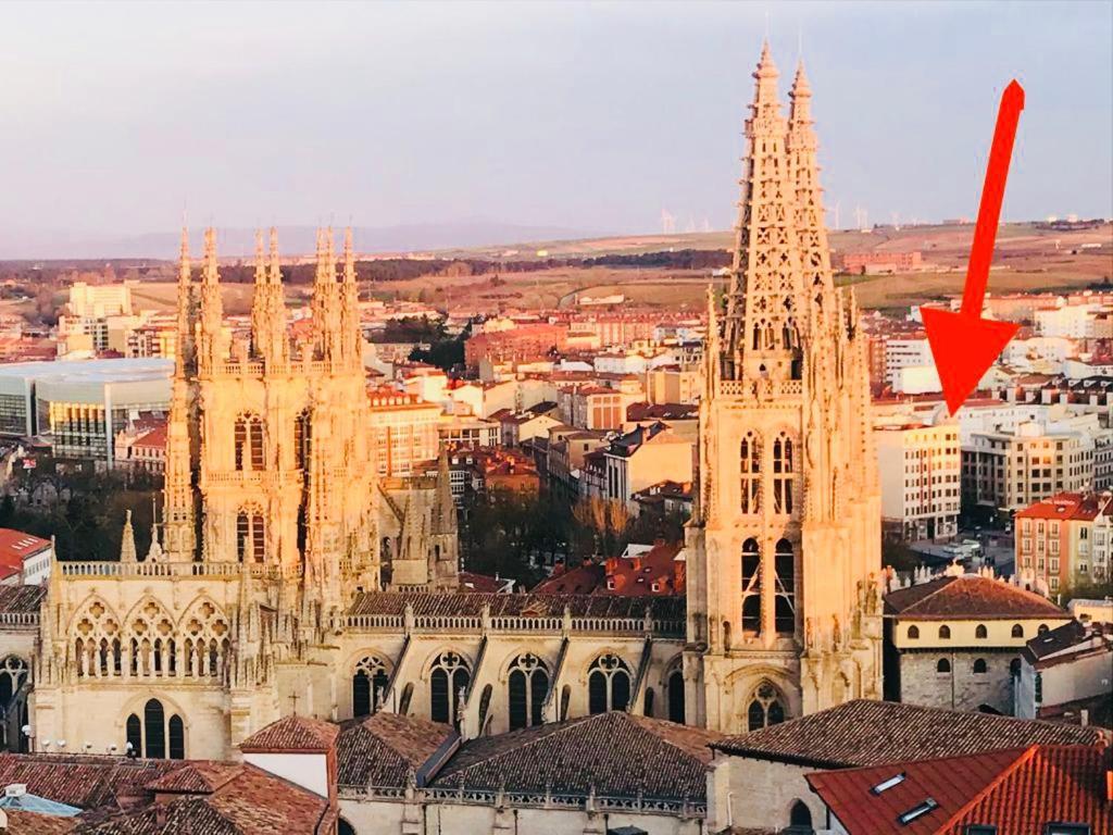 Viendo La Catedral Desde Plaza Vega Apartment Burgo Exterior foto
